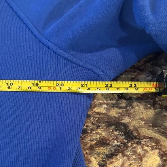 Lululemon Oversized Scuba - Picture 5 of 5